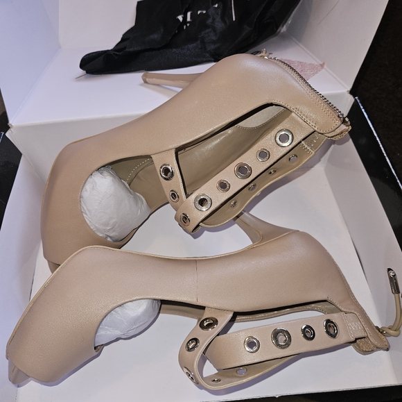 White house black market Alyse Camel - Picture 2 of 5